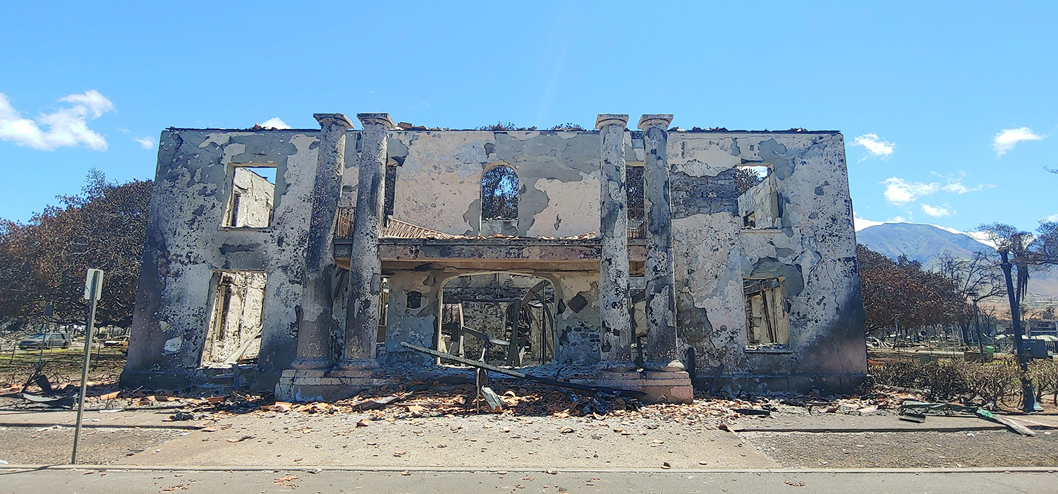 image of Lahaina Courthouse after fire